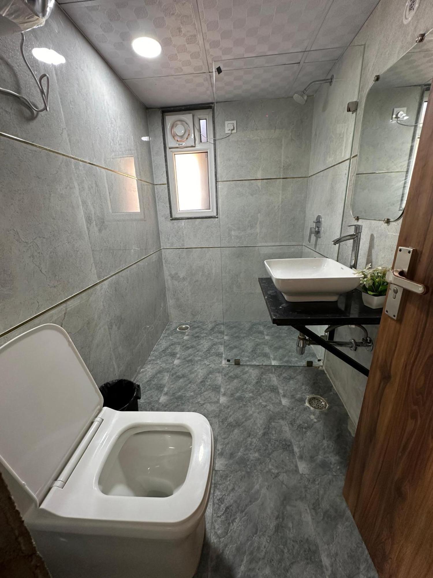 Sky Villa With Private Pool Noida Exterior foto