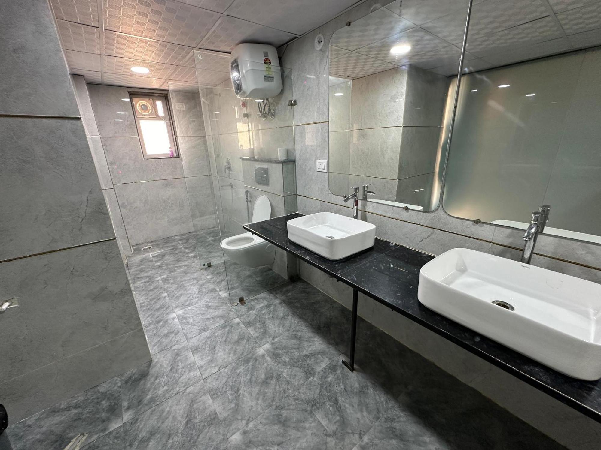 Sky Villa With Private Pool Noida Exterior foto