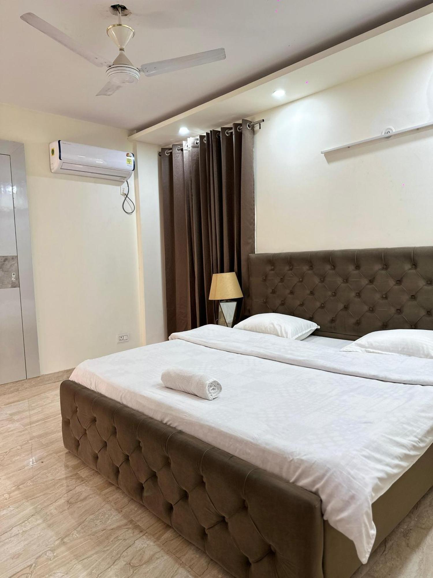 Sky Villa With Private Pool Noida Exterior foto